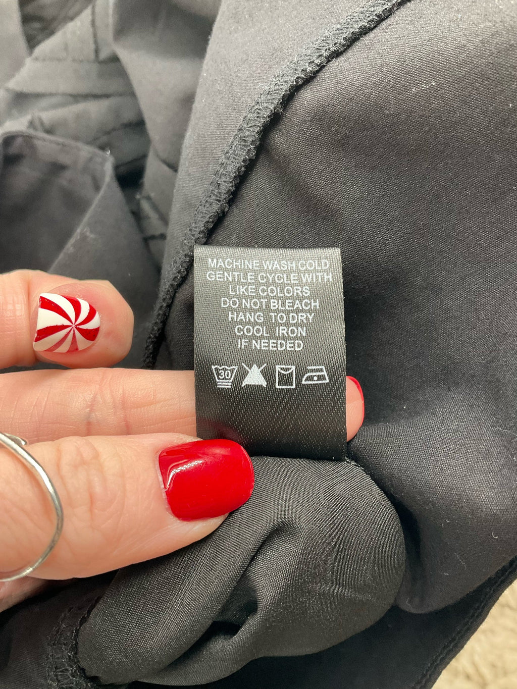 Anthony - Black Textured Pre-Owned Ladies Casual Top - Size Large