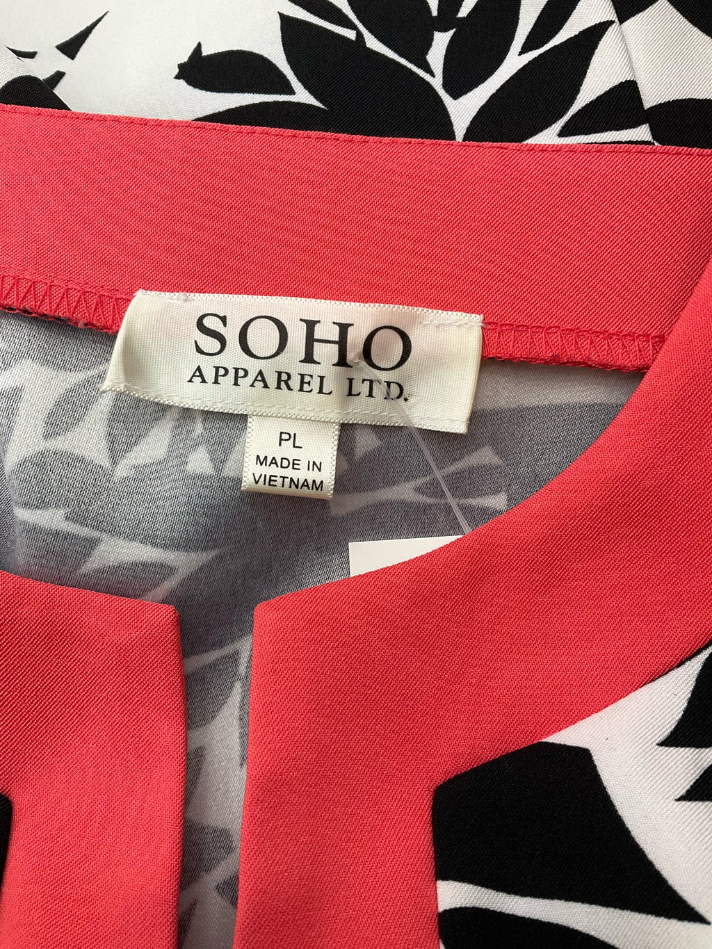 Soho White/Black/Coral Floral Pre-Owned Ladies Dress - Size Large Petite