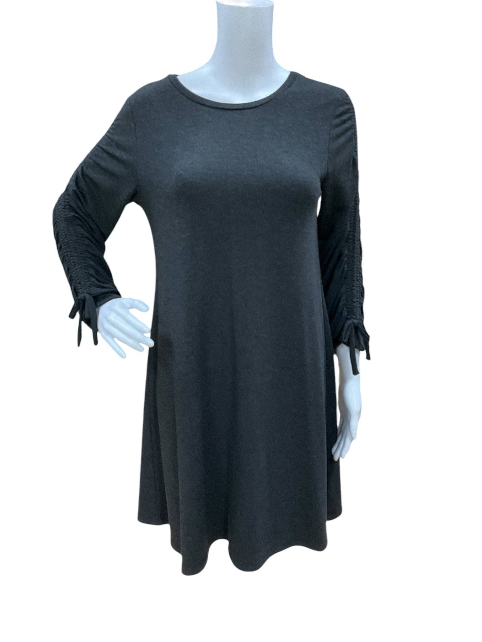 Close-up of Cupio Charcoal Heathered Dress Size S on mannequin showing ruched sleeve detail and round neckline, available at Margaret’s Fine Consignments.