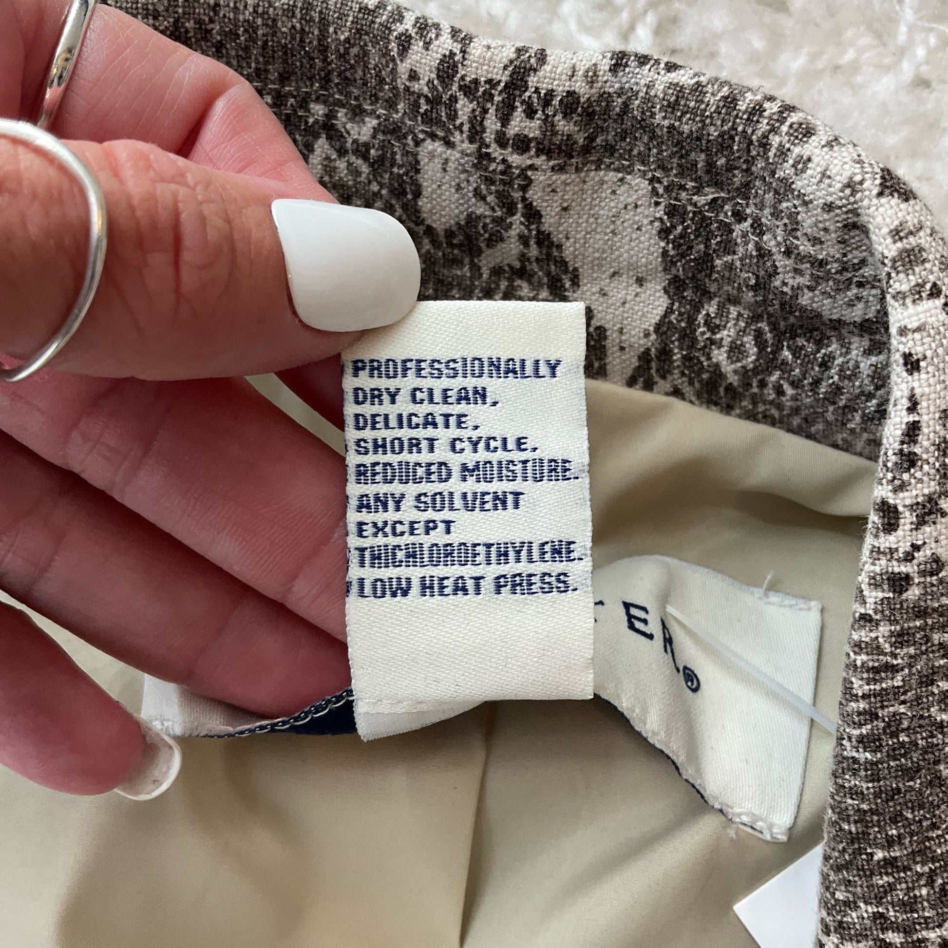 Doncaster Cream/Tan Pre-Owned Ladies Blazer - Size 10