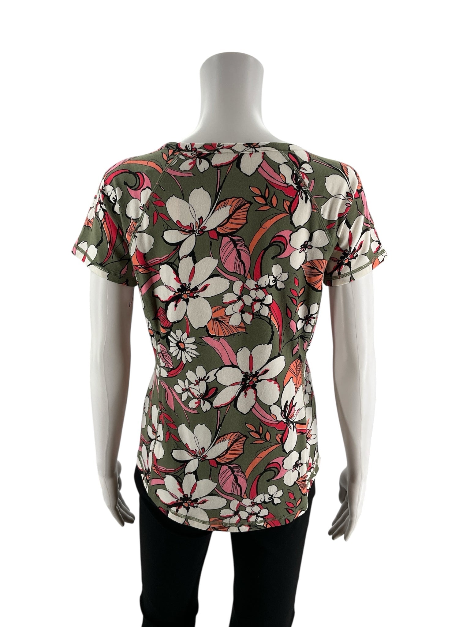 Talbots floral pre-owned ladies top in olive, pink, and white, size small petite, with crew neck and short sleeves.