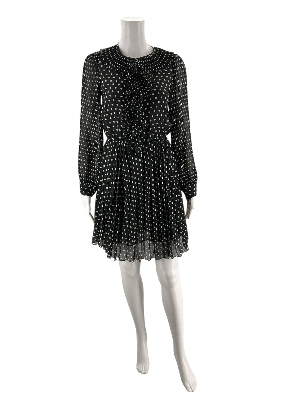 Zara black and white pre-owned ladies mini dress with A-line silhouette and Peter Pan collar in size XS.