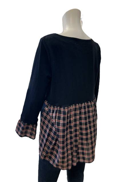 Back view of Loft Navy/Red Plaid Top Size Small showing gathered red plaid fabric detail, sold at Margaret’s Fine Consignments.