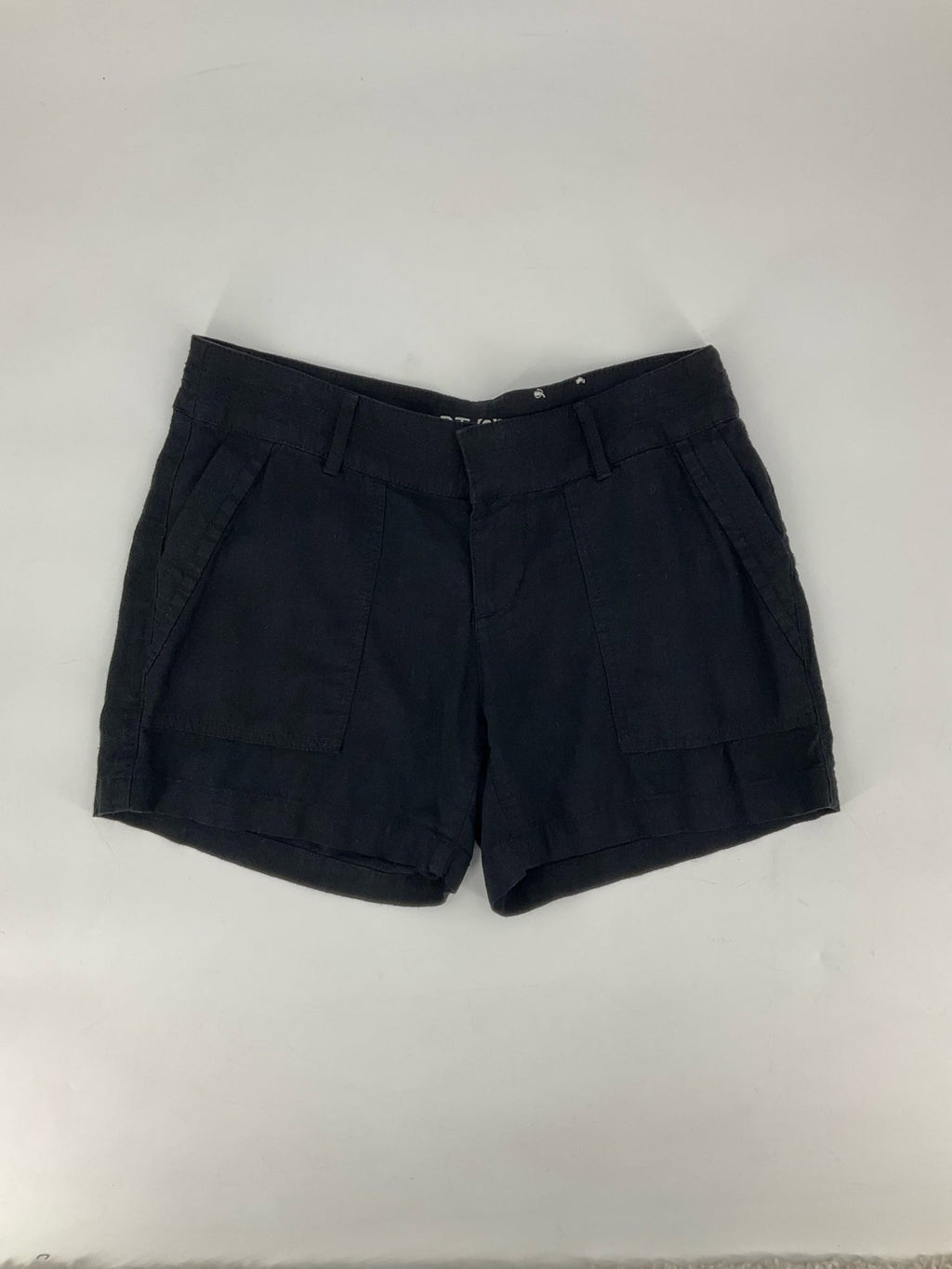 Apt.9 Black Solid Pre-Owned Ladies Shorts - Size 6