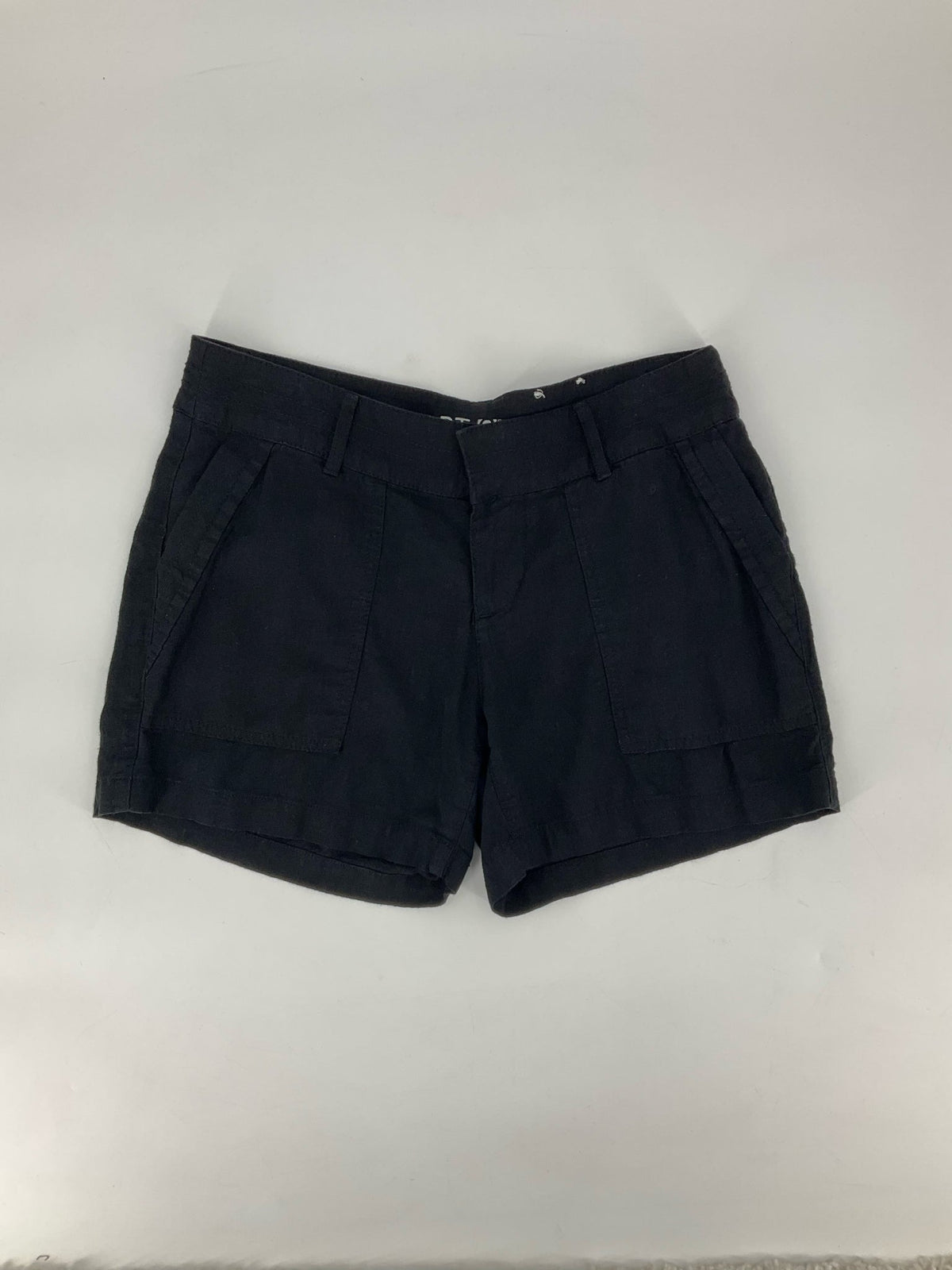 Apt.9 Black Solid Pre-Owned Ladies Shorts - Size 6
