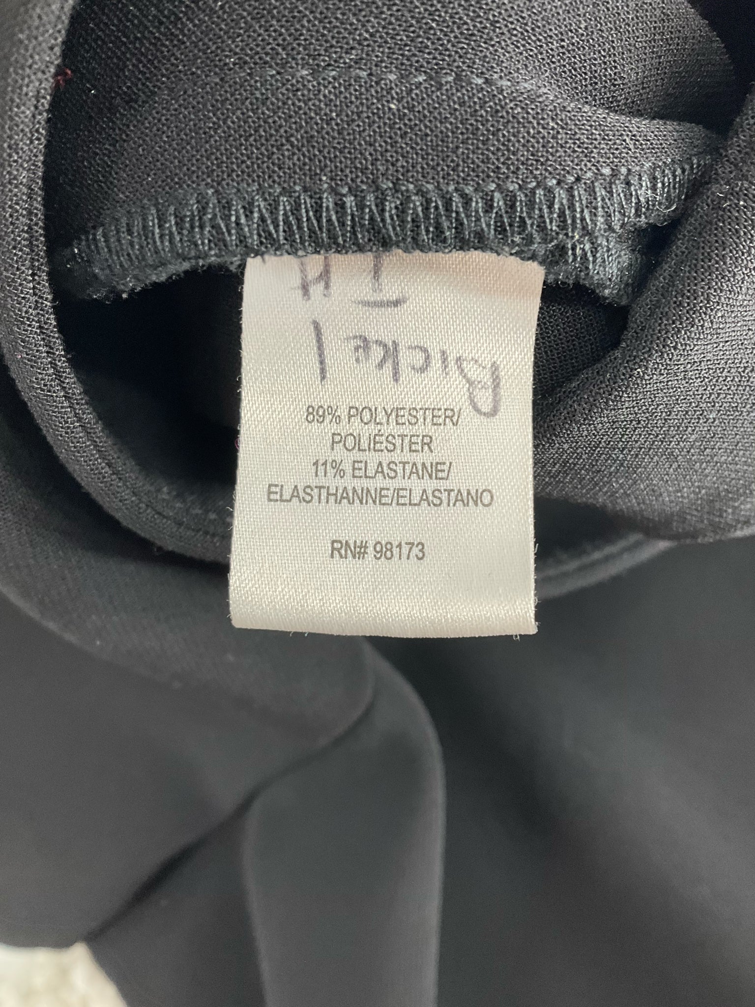 Worth - Black Solid Pre-Owned Ladies Pants - Size 8