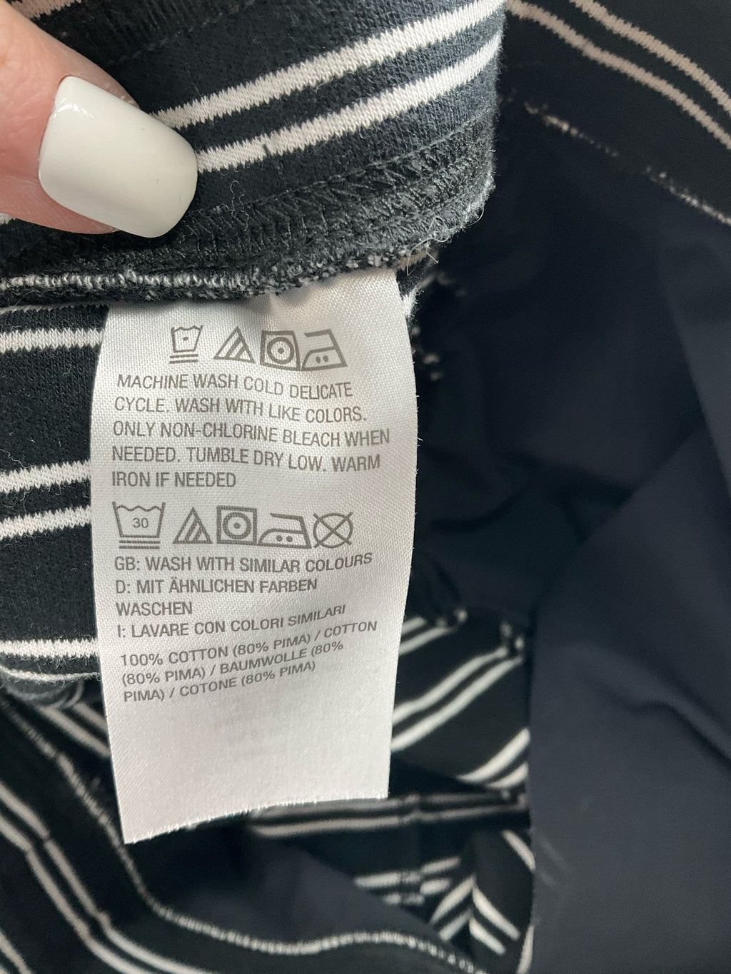 Issac Mizrahi - black/white Stripe Pre-Owned Ladies Skirt - Size Medium