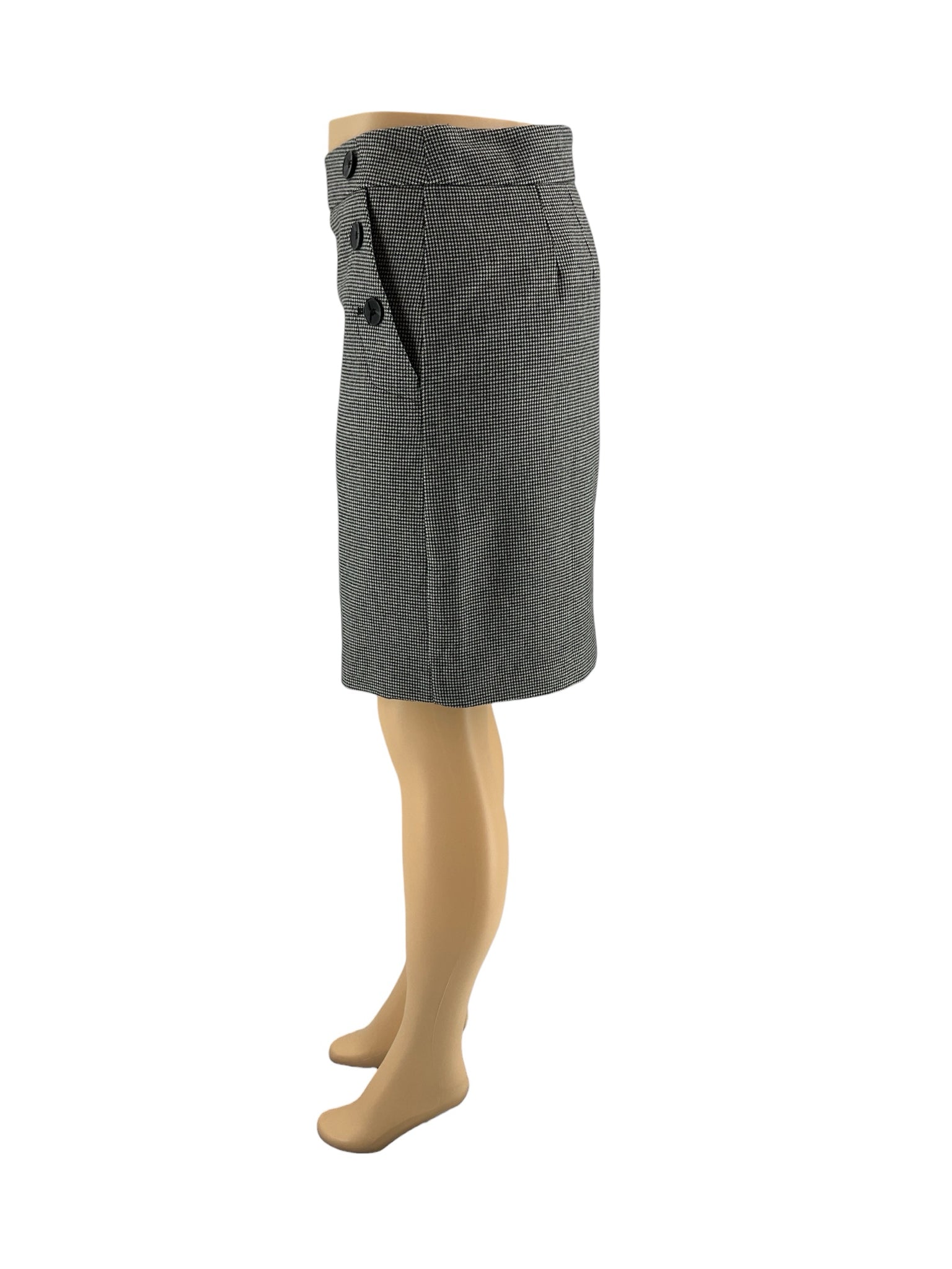 Ann Taylor - Black/White Houndstooth Pre-Owned Ladies Skirt - Size 4