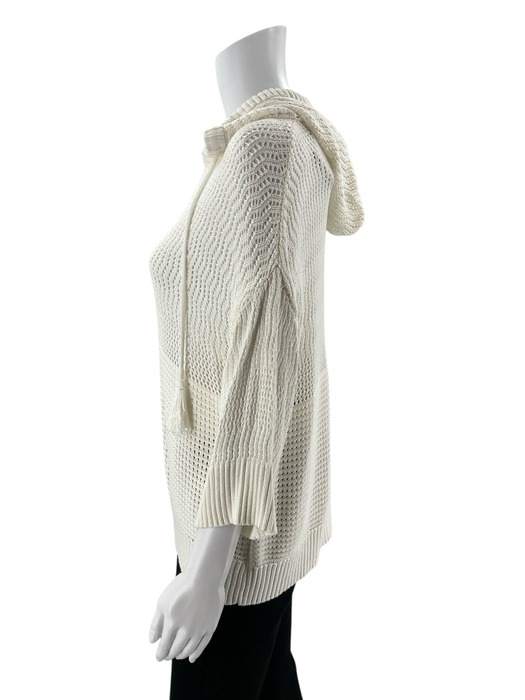 Fate -  White Solid Pre-Owned Ladies Casual Top -  Size Medium