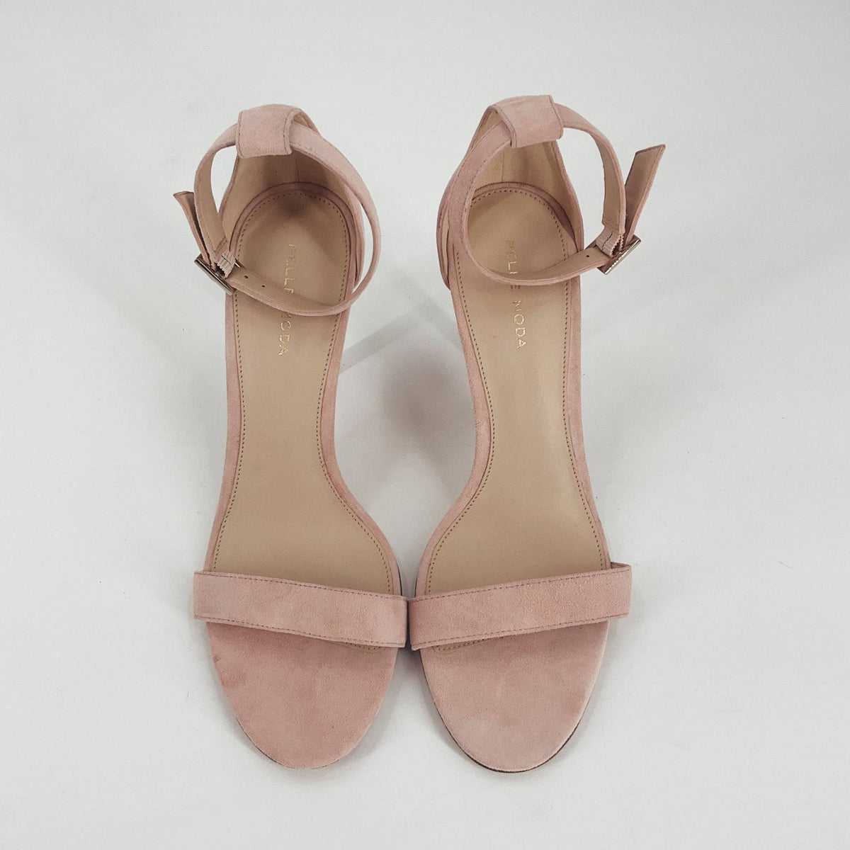 Pelle Moda Heel Size 9.5 - Margaret’s Fine Consignment