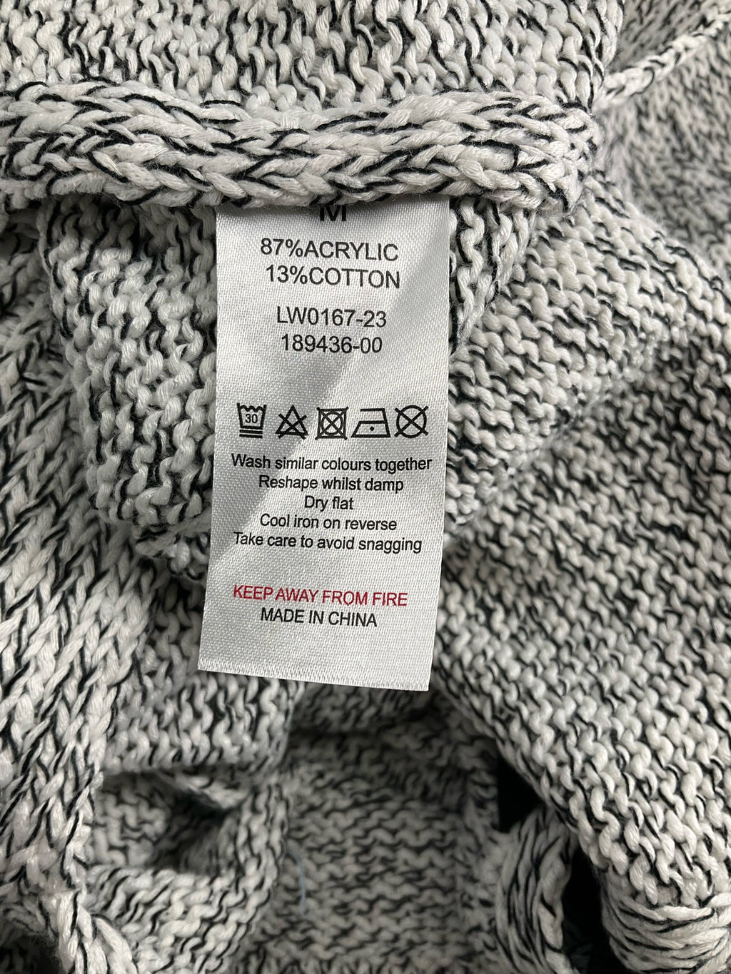 Cupcake -  white/black Heathered Pre-Owned Ladies Casual Top - Size M