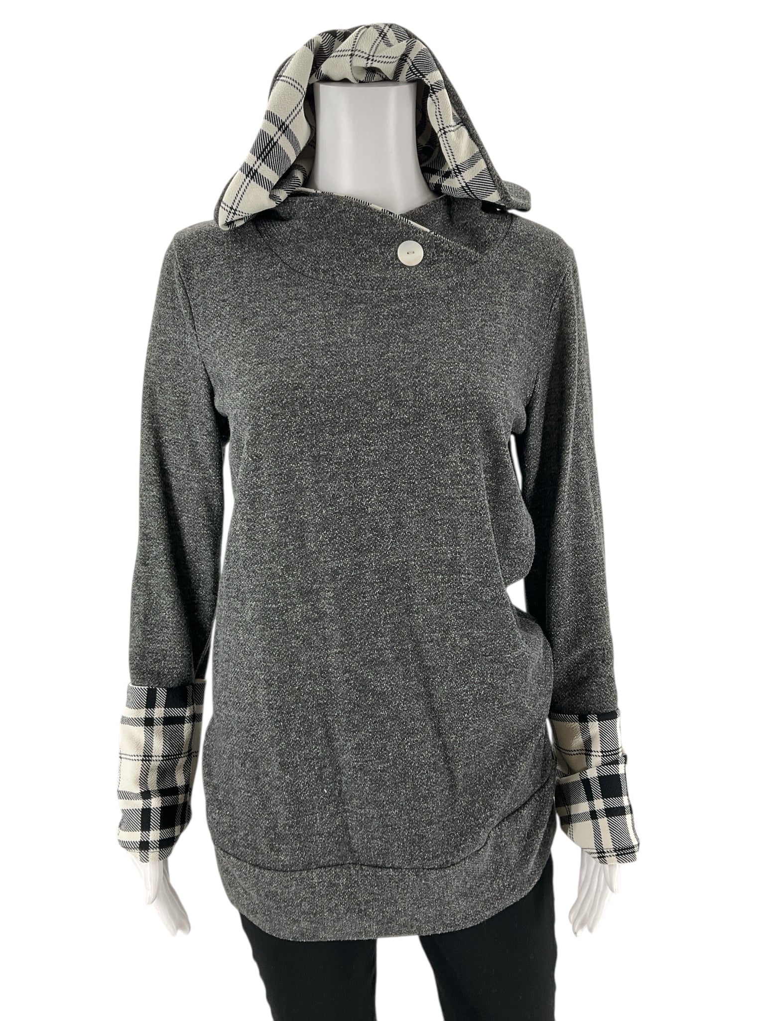 Twenty Second - heather gray Plaid Pre-Owned Ladies Casual Top - Size M