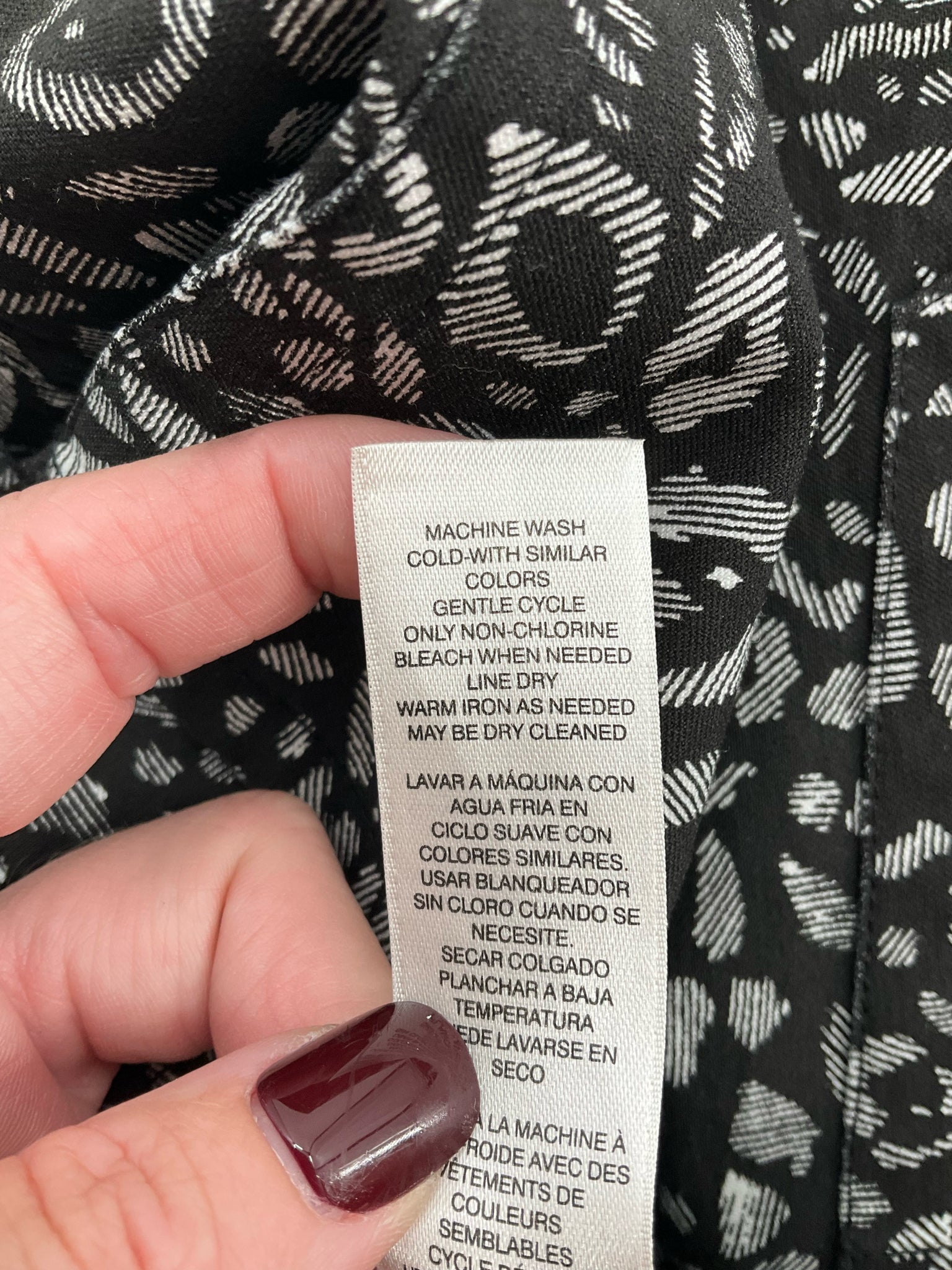 Chico Black/White Print Pre-Owned Ladies Pants - Size Large