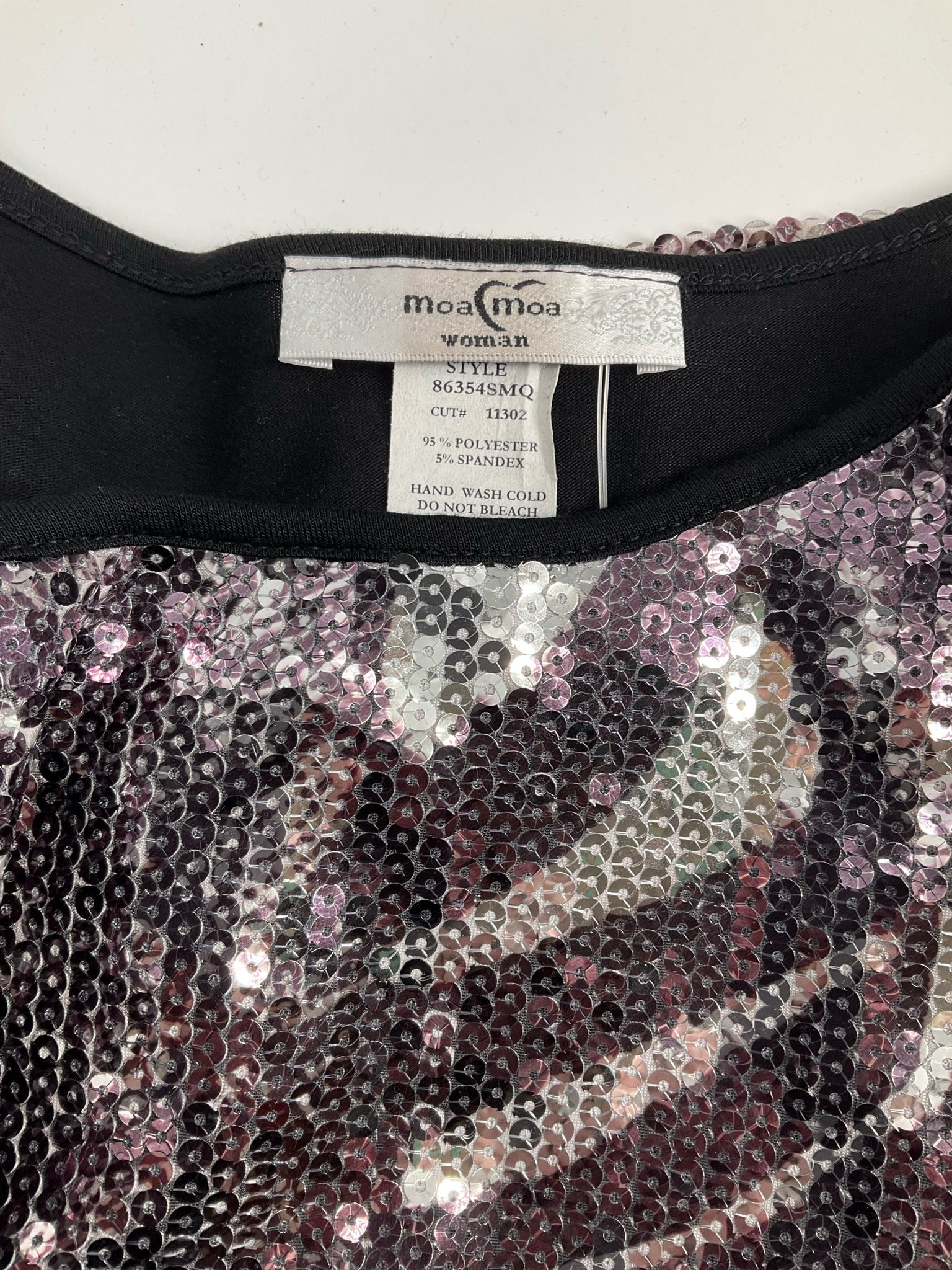 Moa Moa Black/Silver Sequined Animal Pre-Owned Ladies Sleeveless Top - Size 2X