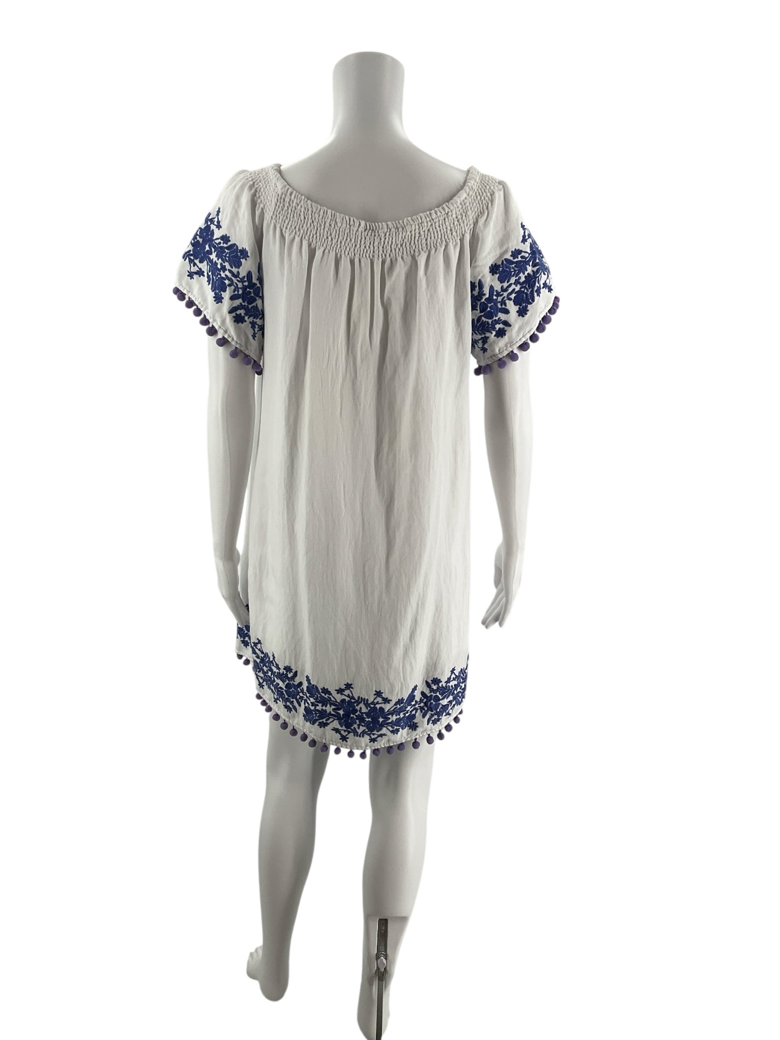 Tyler Boe White/Blue Embroidered Pre-Owned Ladies Dress - Size Medium - Margaret’s Fine Consignment