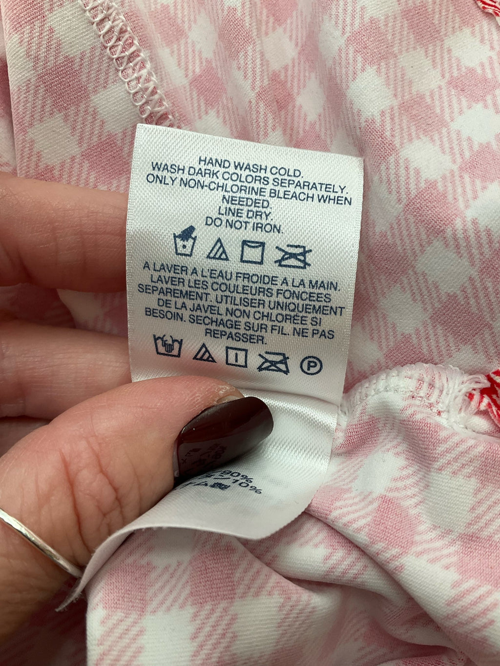 White and red checkered Lands' End tunic top, size small, featuring a half-zip mock neck design for athleisure wear.