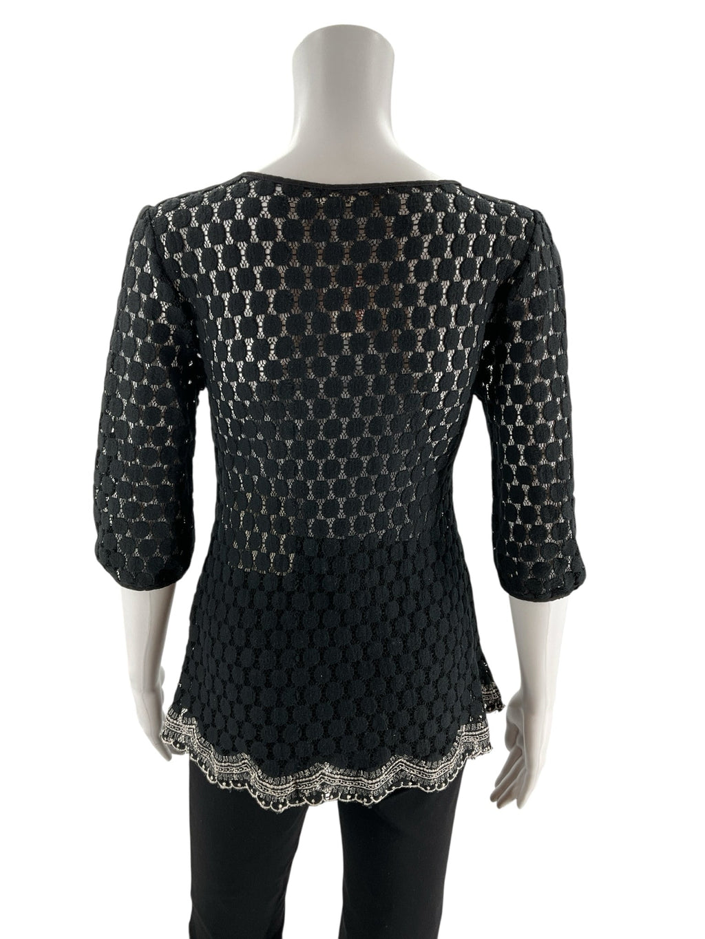 Pre-owned Solitaire black lace ladies top in size small, showcasing a bohemian design perfect for casual or festival wear.