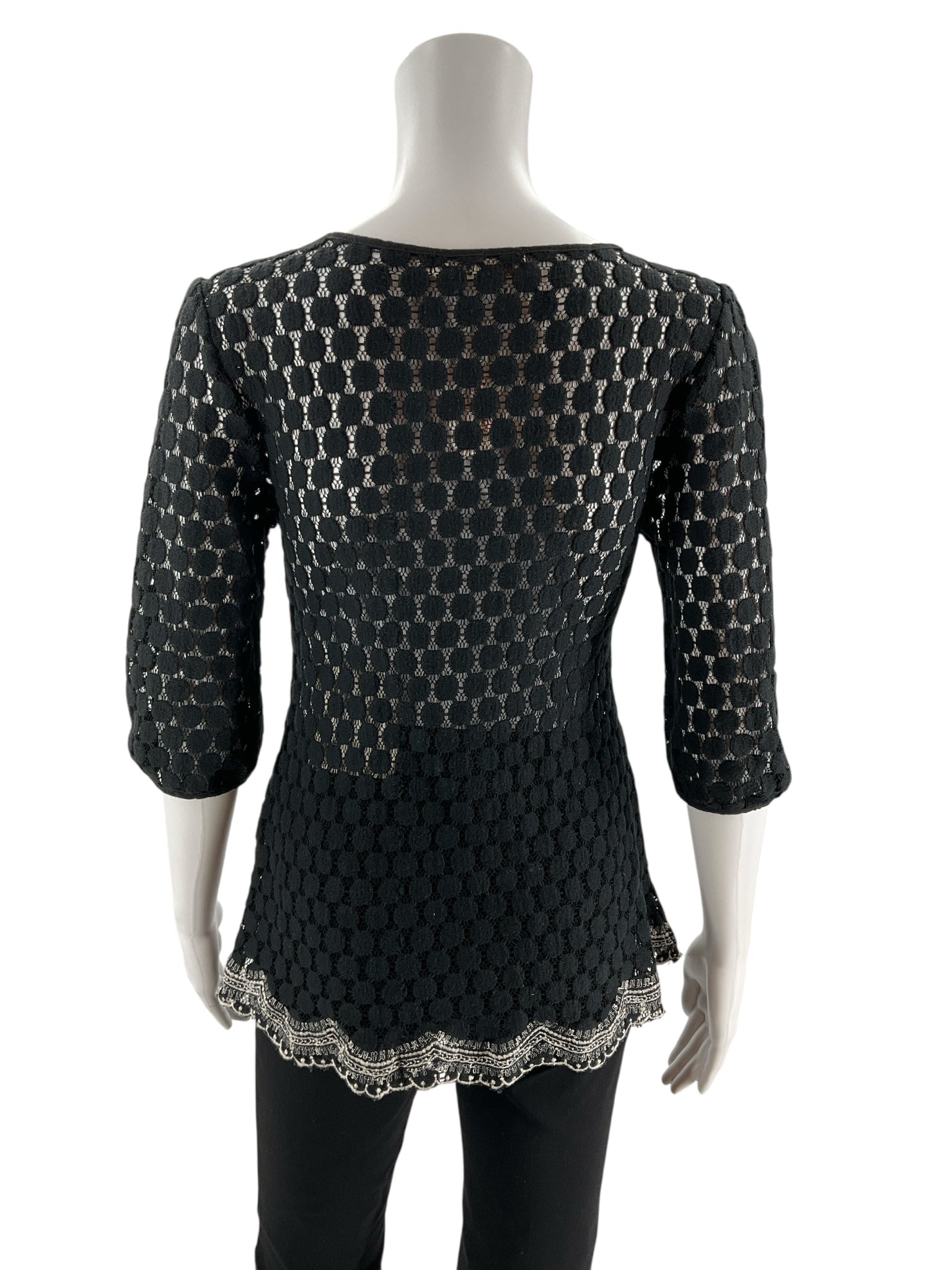 Pre-owned Solitaire black lace ladies top in size small, showcasing a bohemian design perfect for casual or festival wear.