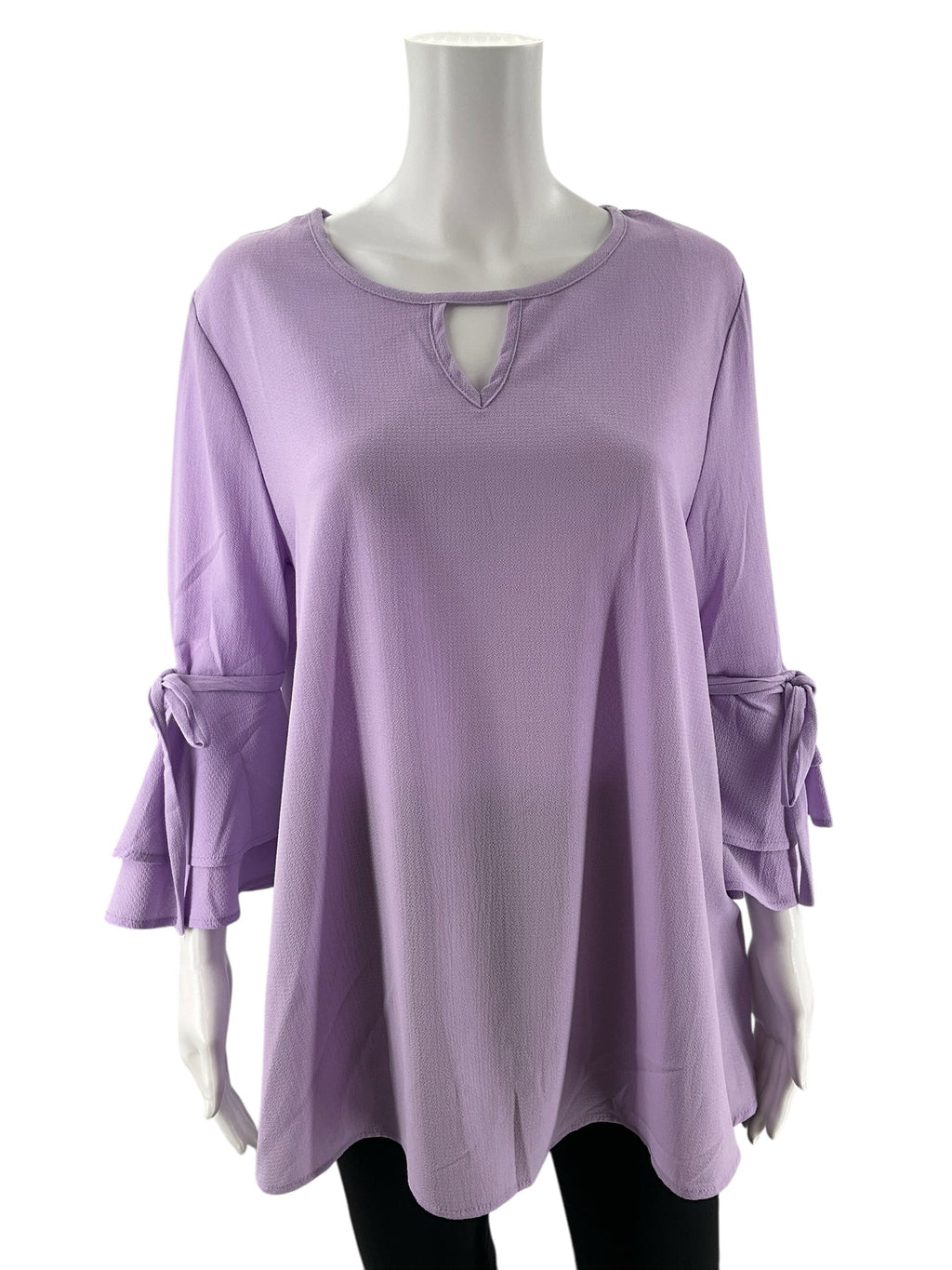 LTX Sportswear lavender solid pre-owned ladies' tunic top in size large, featuring a bohemian, feminine style.