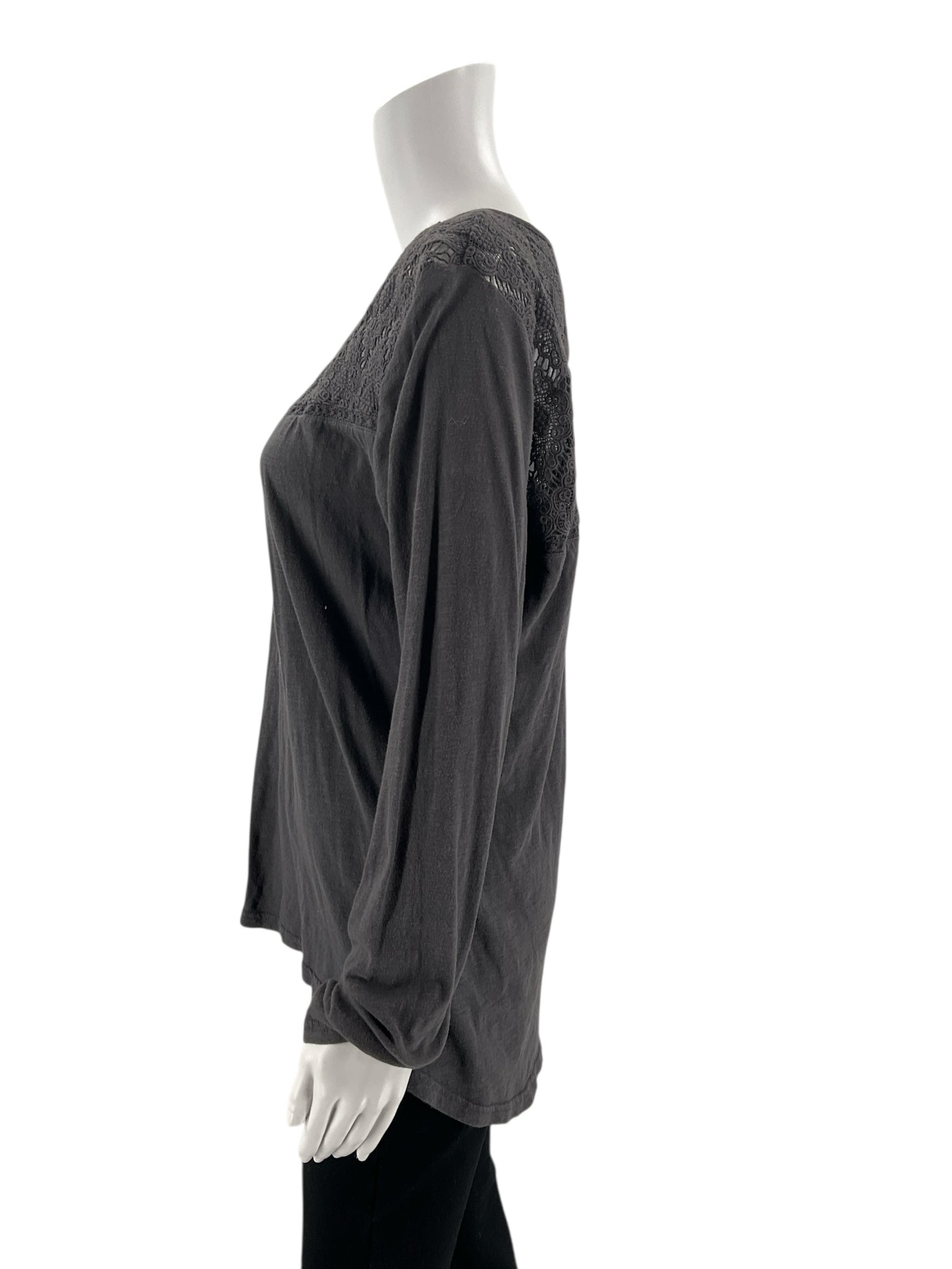 Kuhl - Gray Lace Pre-Owned Ladies Casual Top - Size XL