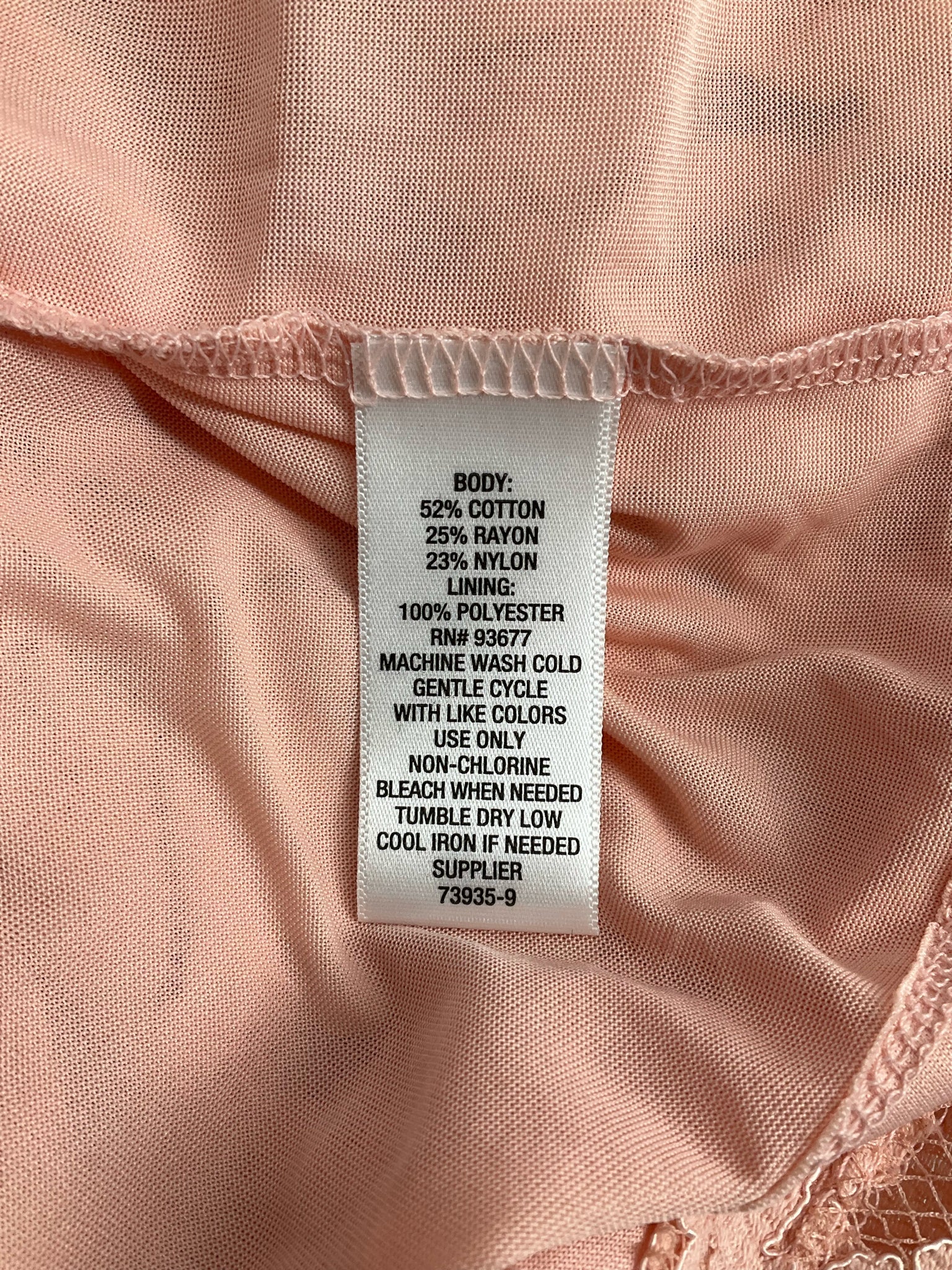 Liz Claiborne Peach Lace Pre-Owned Ladies Casual Top - Size 0X