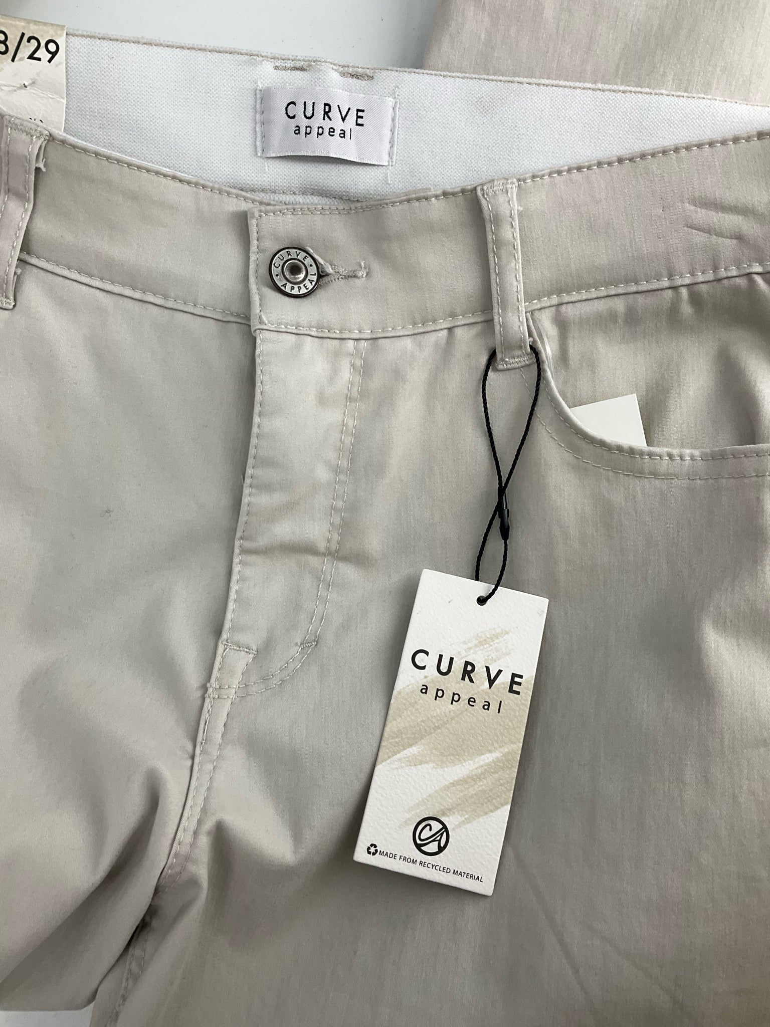Curve - Khaki Solid Pre-Owned New With Tags Pants - Size 8