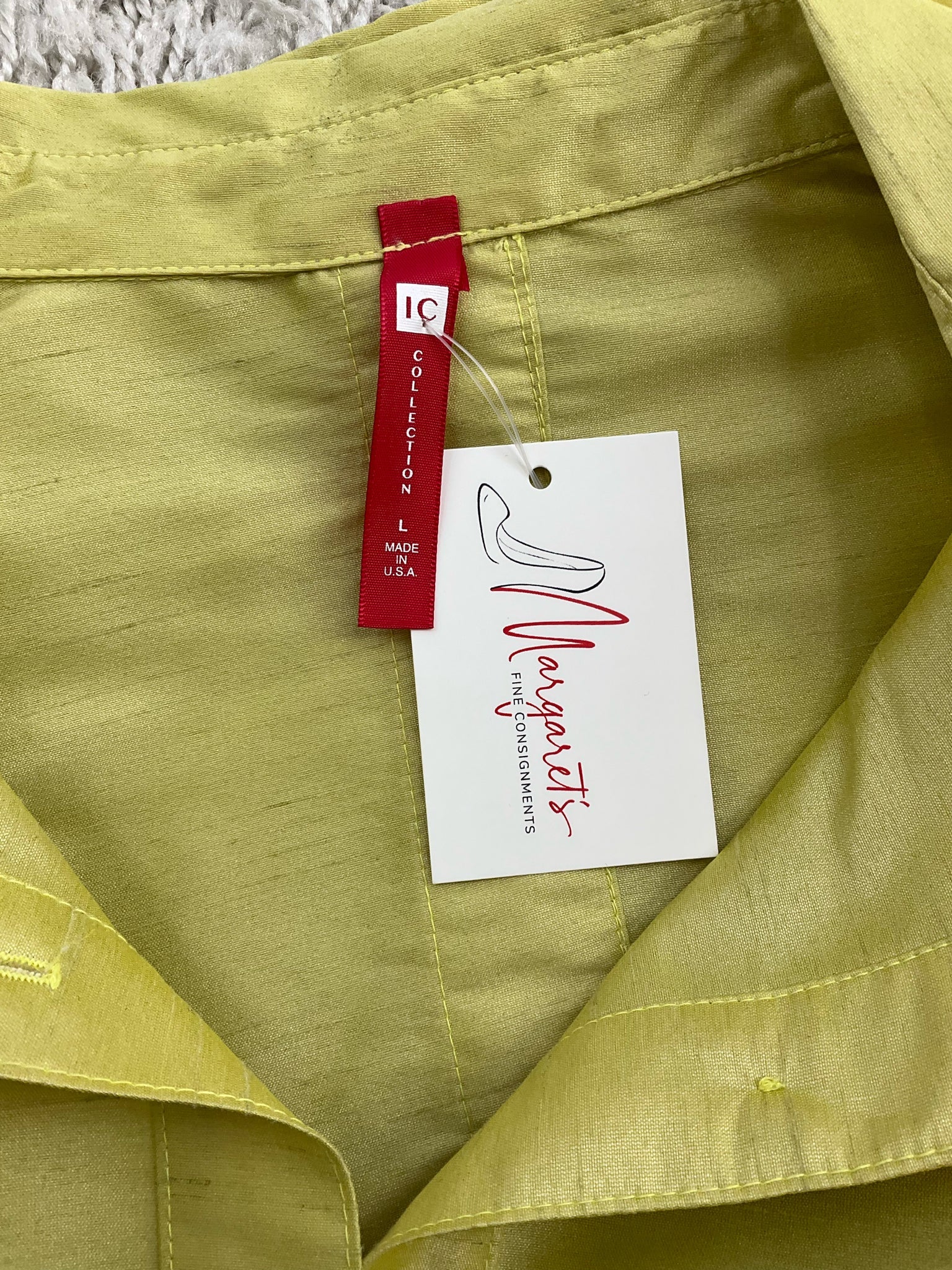 ic collection Yellow Green Solid Pre-Owned Ladies Top - Size Large