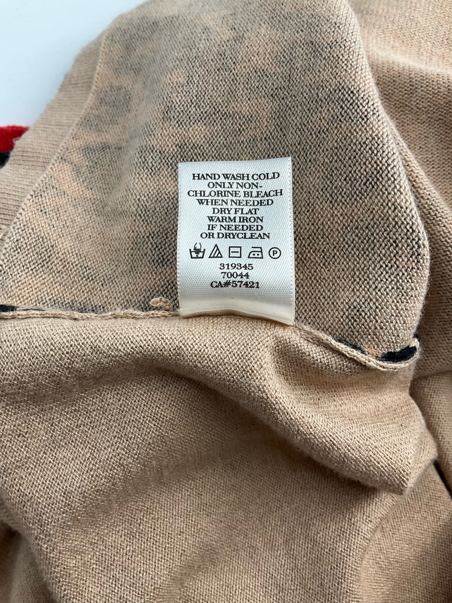 Ann Taylor - Red/Black/Tan Cheetah Pre-Owned Ladies Casual Top - Size Small Petite