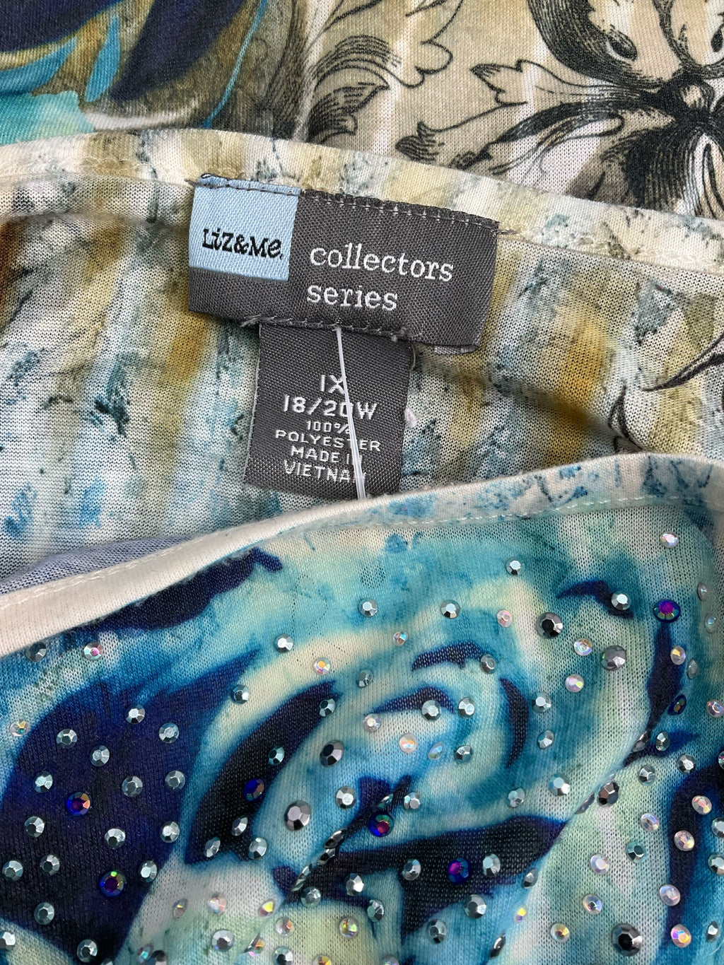 Liz & Me Cream/Blue/Green Floral Pre-Owned Casual Top -  Size 1X