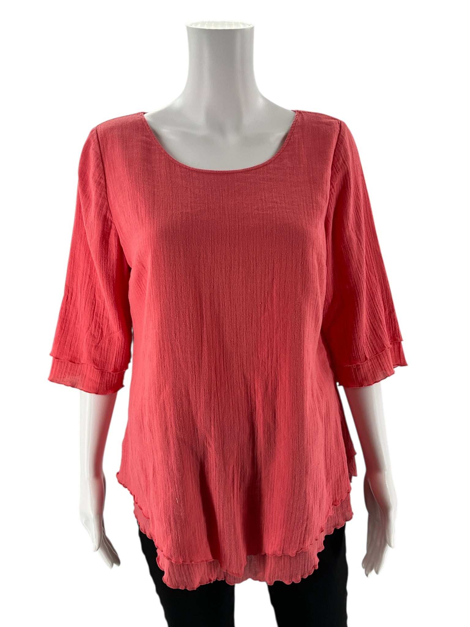 Soft Surroundings - Coral Solid Pre-Owned Ladies Casual Top - Size Small