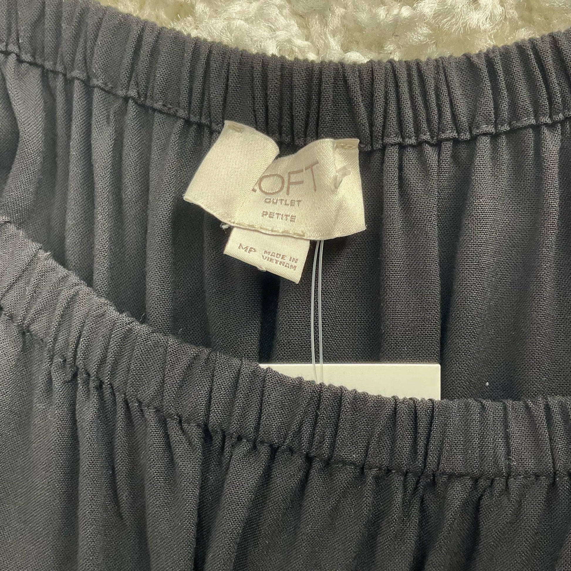 Loft Black Solid Ladies Pre-Owned Romper - Size Medium Petite - Margaret’s Fine Consignment