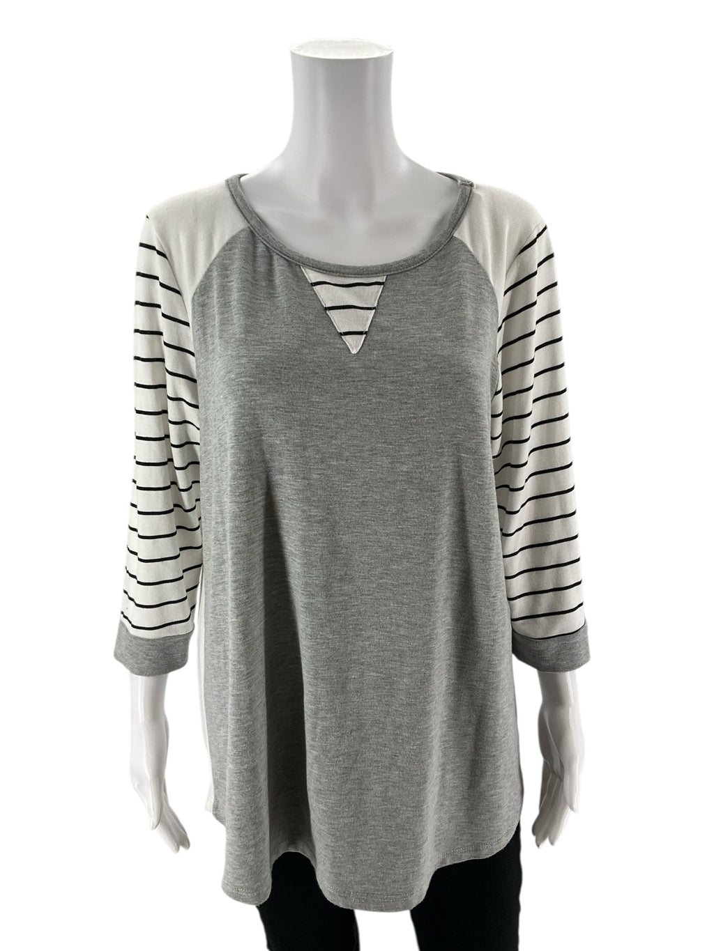 Gray and white striped Pink Clover casual top for ladies, size XL, featuring a relaxed fit and comfortable design.