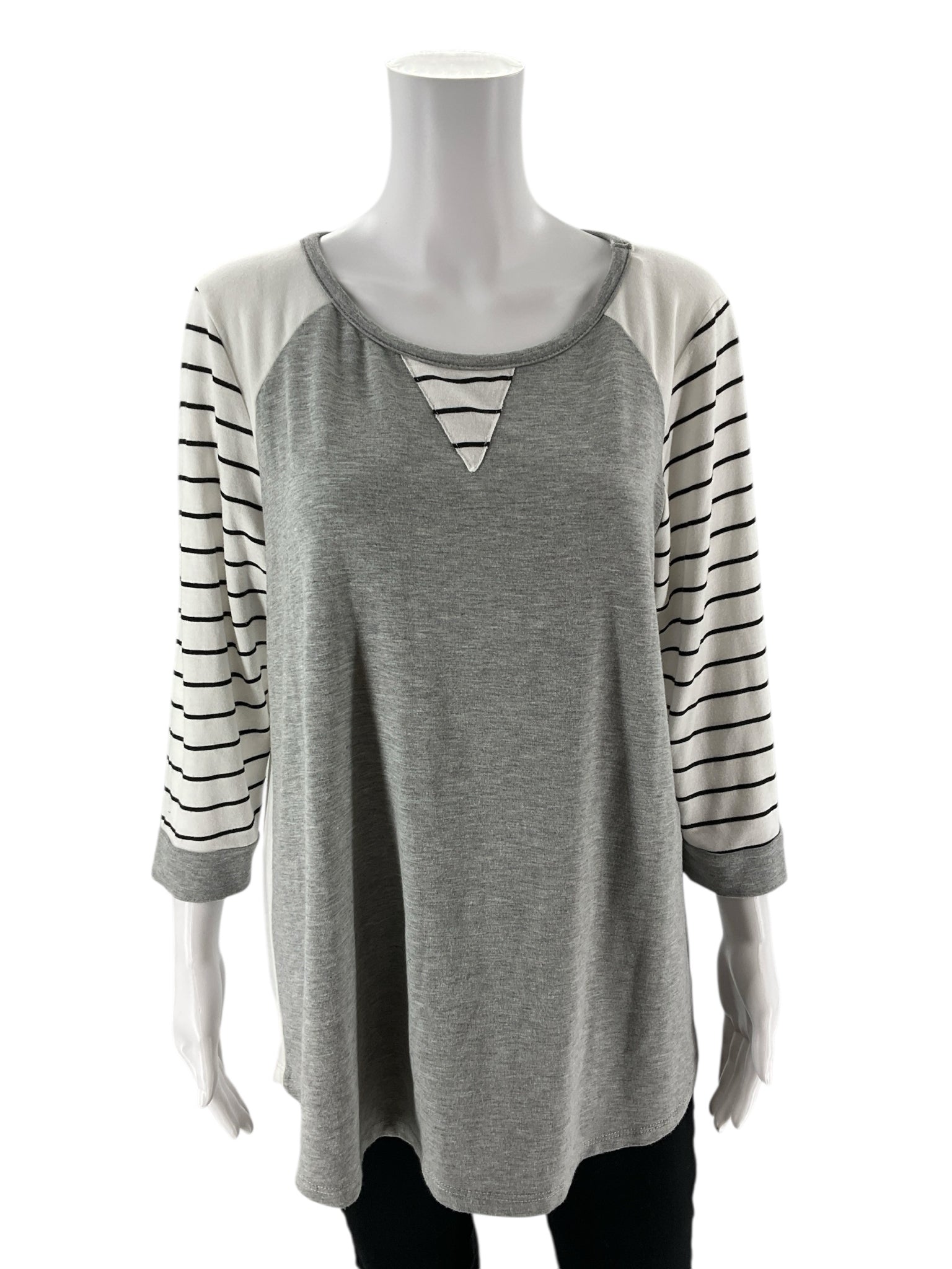 Gray and white striped Pink Clover casual top for ladies, size XL, featuring a relaxed fit and comfortable design.