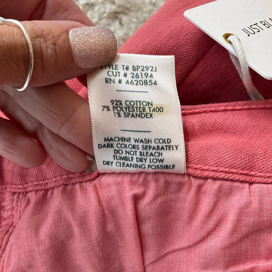 Just Black Coral Pre-Owned Ladies New with Tags Jeans – Size 3