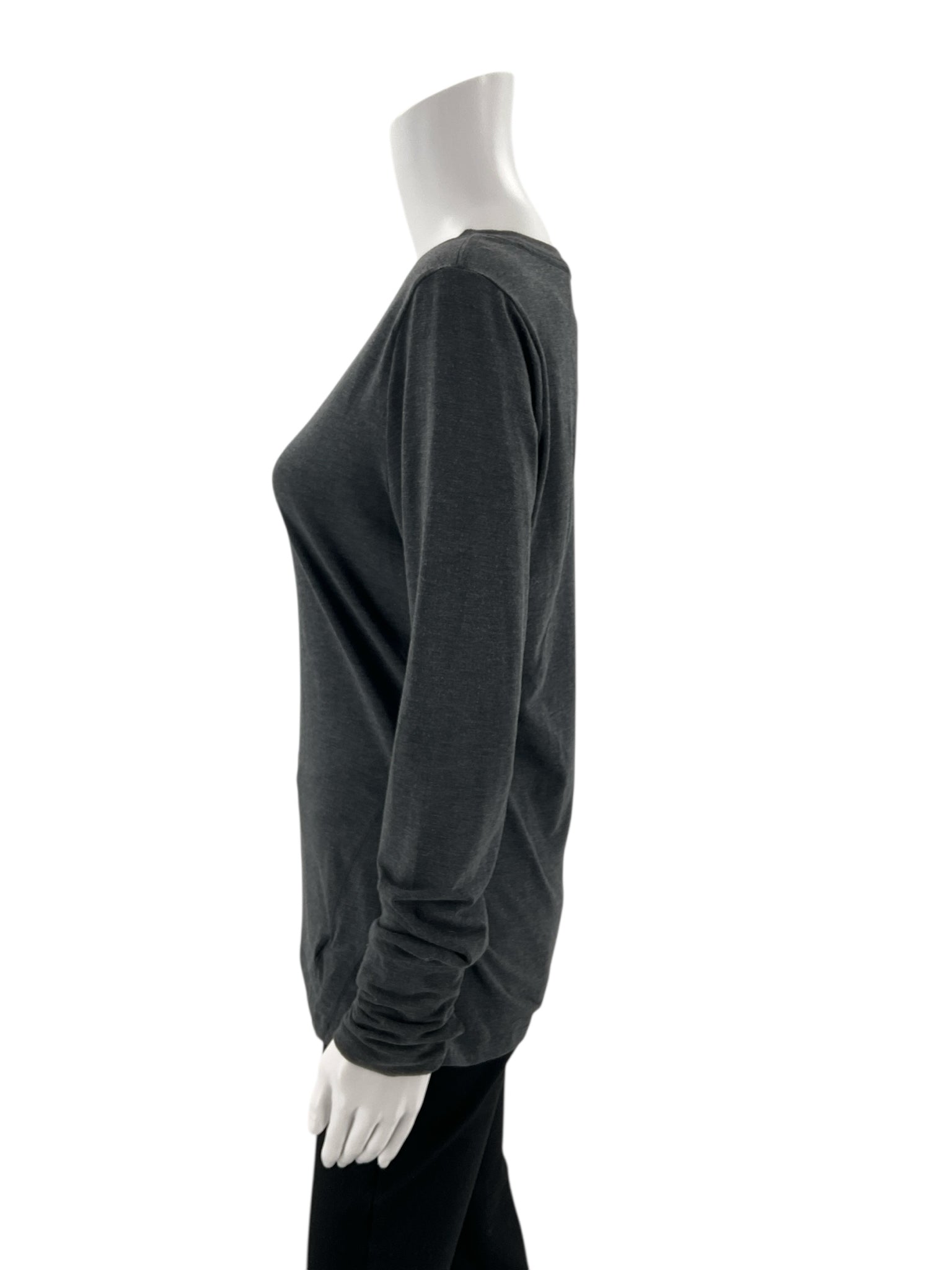 Gap fit - Charcoal Solid Pre-Owned Ladies Casual Top - Size M